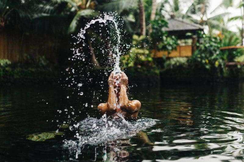صورة مرفقة
